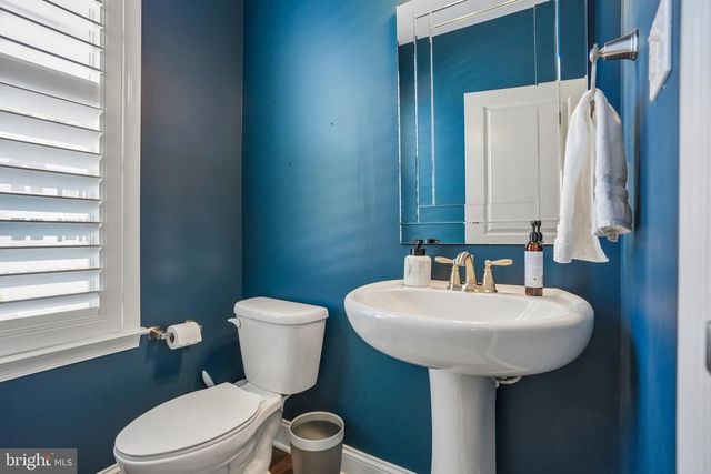 44 SULLIVAN WAY, Marlton, NJ 08053