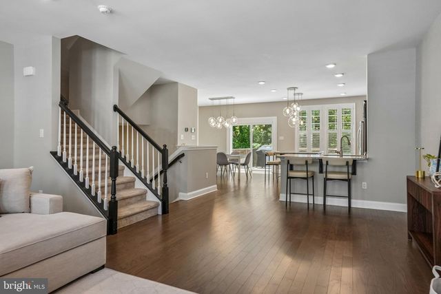 44 SULLIVAN WAY, Marlton, NJ 08053