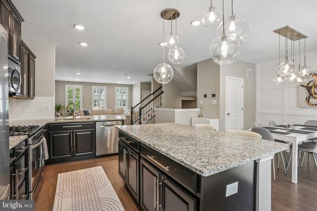 44 SULLIVAN WAY, Marlton, NJ 08053
