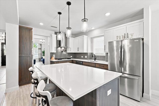 1863 Silver Birch Road, Waxahachie, TX 75165