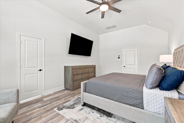 1863 Silver Birch Road, Waxahachie, TX 75165