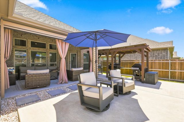 1863 Silver Birch Road, Waxahachie, TX 75165