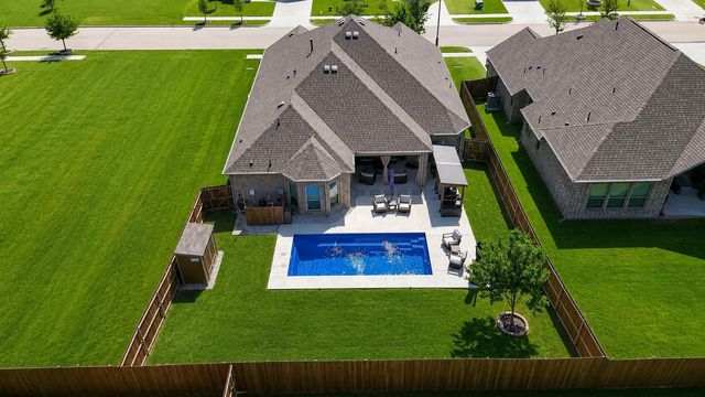 1863 Silver Birch Road, Waxahachie, TX 75165