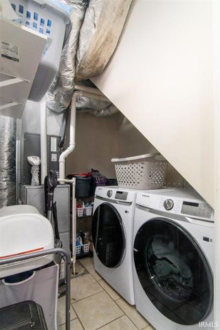 707 Kleymeyer Avenue, Evansville, IN 47720