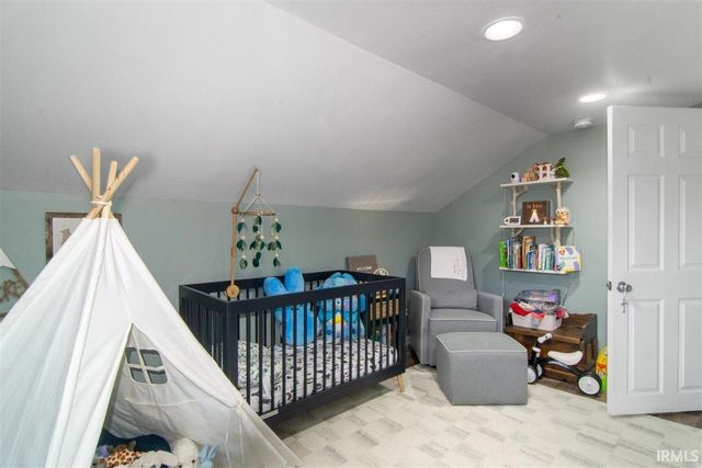 707 Kleymeyer Avenue, Evansville, IN 47720