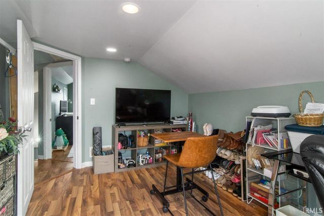 707 Kleymeyer Avenue, Evansville, IN 47720