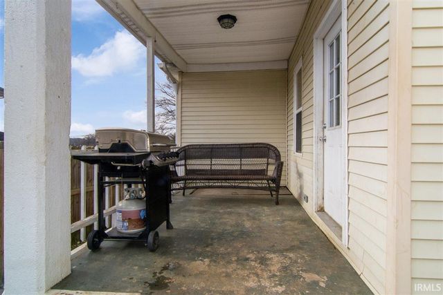 707 Kleymeyer Avenue, Evansville, IN 47720