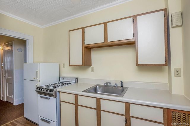 77-21 76th Street, Glendale, NY 11385