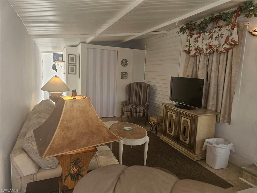 4 Onyx DR 4O, NAPLES, FL 34114 — photo 5