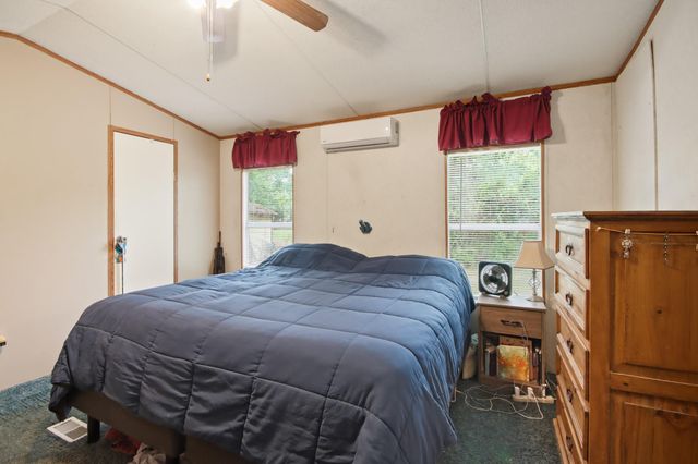 521 Shirley Loop, Cleveland, TX 77328