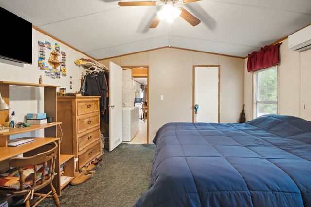 521 Shirley Loop, Cleveland, TX 77328