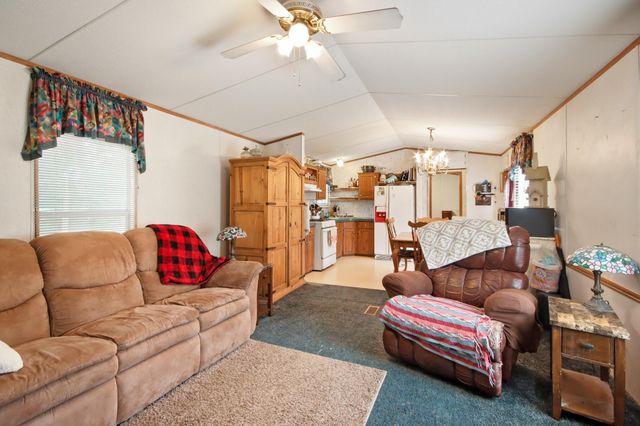 521 Shirley Loop, Cleveland, TX 77328
