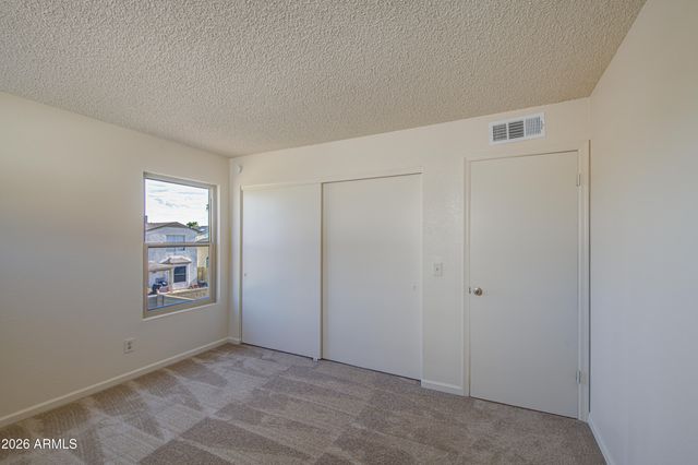 4775 W WAHALLA Lane, Glendale, AZ 85308