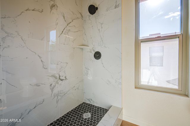 4775 W WAHALLA Lane, Glendale, AZ 85308