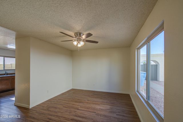 4775 W WAHALLA Lane, Glendale, AZ 85308