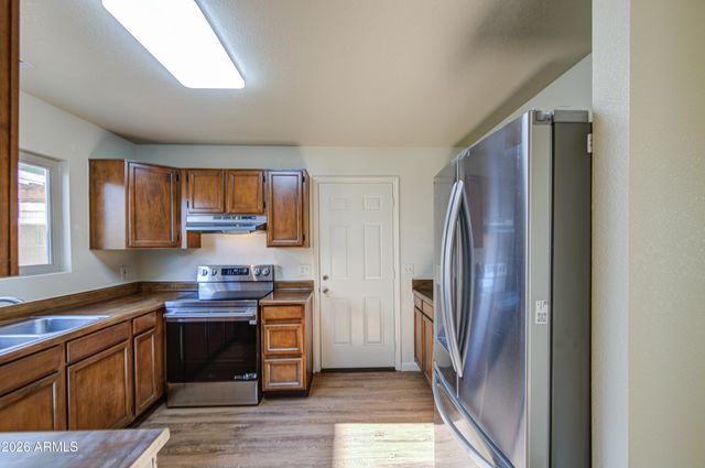 4775 W WAHALLA Lane, Glendale, AZ 85308