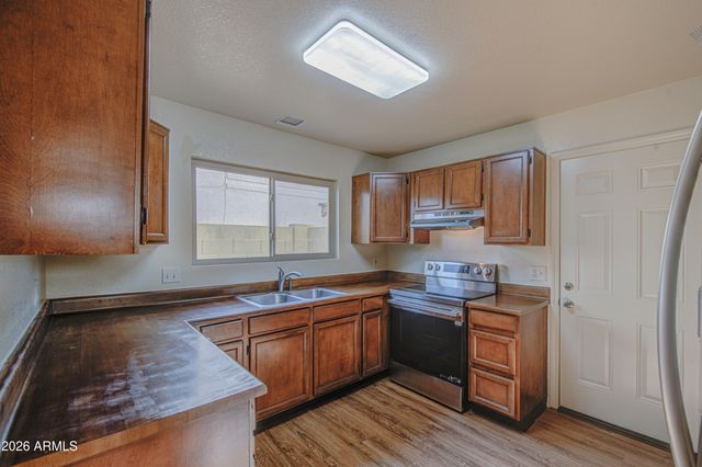 4775 W WAHALLA Lane, Glendale, AZ 85308