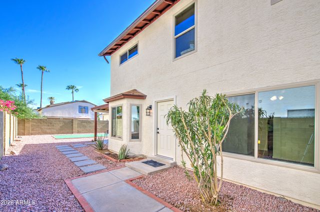 4775 W WAHALLA Lane, Glendale, AZ 85308