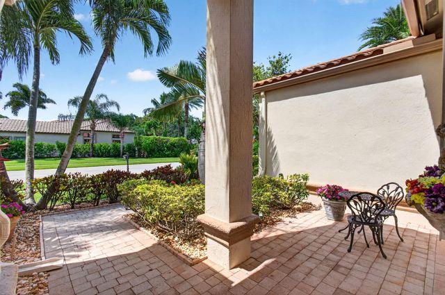 9725 Asti Lane, Lake Worth, FL 33467