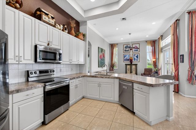 9725 Asti Lane, Lake Worth, FL 33467