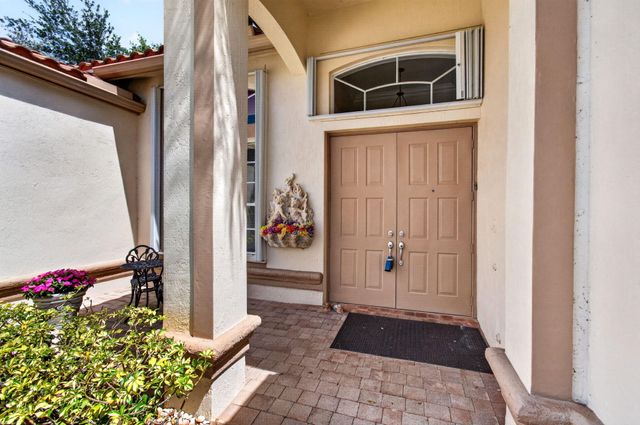 9725 Asti Lane, Lake Worth, FL 33467