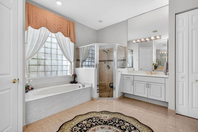 9725 Asti Lane, Lake Worth, FL 33467