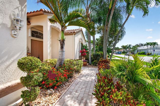 9725 Asti Lane, Lake Worth, FL 33467