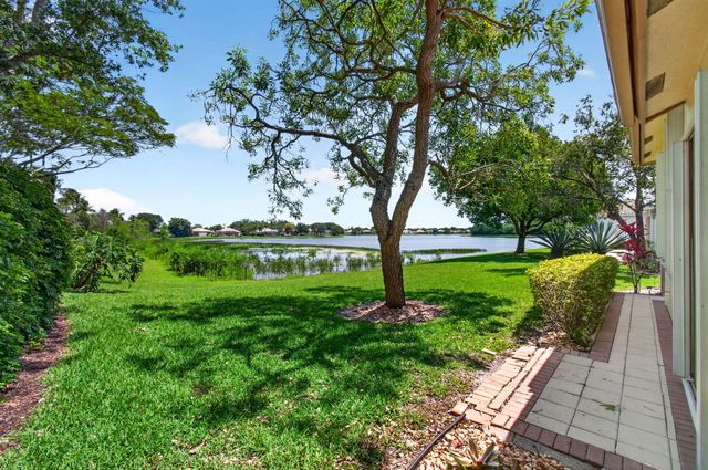 9725 Asti Lane, Lake Worth, FL 33467