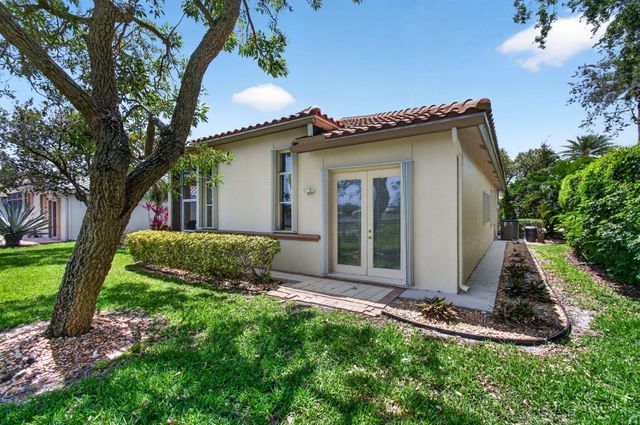 9725 Asti Lane, Lake Worth, FL 33467