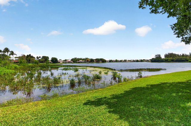 9725 Asti Lane, Lake Worth, FL 33467