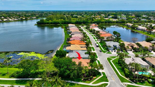 9725 Asti Lane, Lake Worth, FL 33467