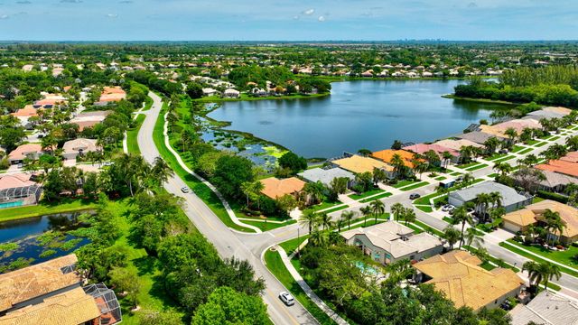 9725 Asti Lane, Lake Worth, FL 33467