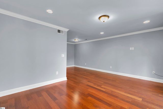 925 Cleveland Street Unit 115, Greenville, SC 29601