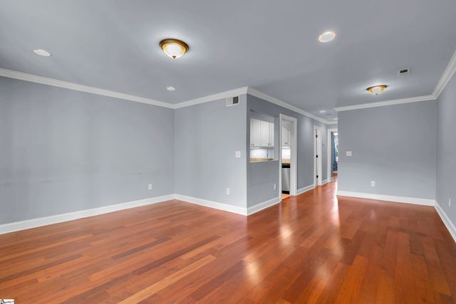 925 Cleveland Street Unit 115, Greenville, SC 29601