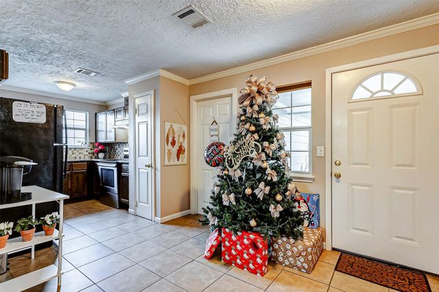 3704 Malone Drive, Pasadena, TX 77503