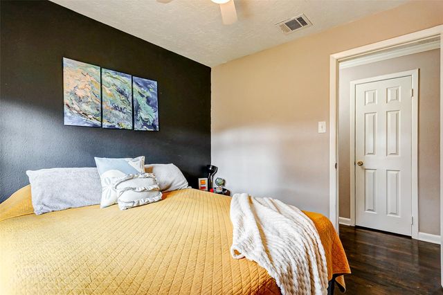 3704 Malone Drive, Pasadena, TX 77503