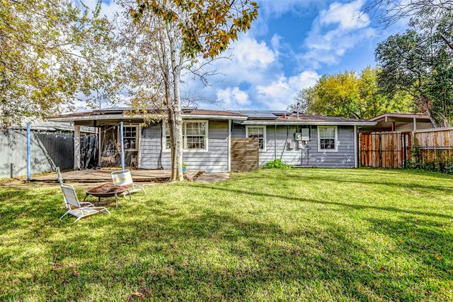 3704 Malone Drive, Pasadena, TX 77503