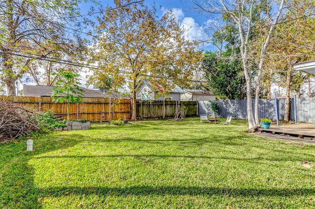 3704 Malone Drive, Pasadena, TX 77503