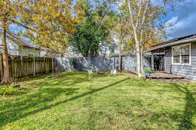 3704 Malone Drive, Pasadena, TX 77503