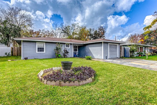 3704 Malone Drive, Pasadena, TX 77503