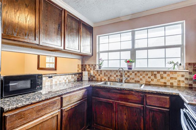 3704 Malone Drive, Pasadena, TX 77503