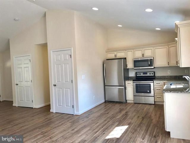 120 RIDGE TOP LN., Linden, VA 22642