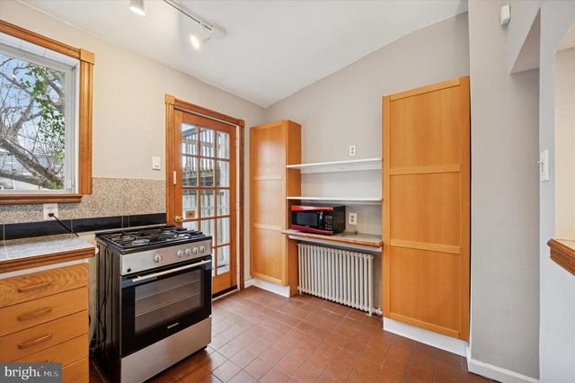 191 MAIDEN ST, Philadelphia, PA 19127