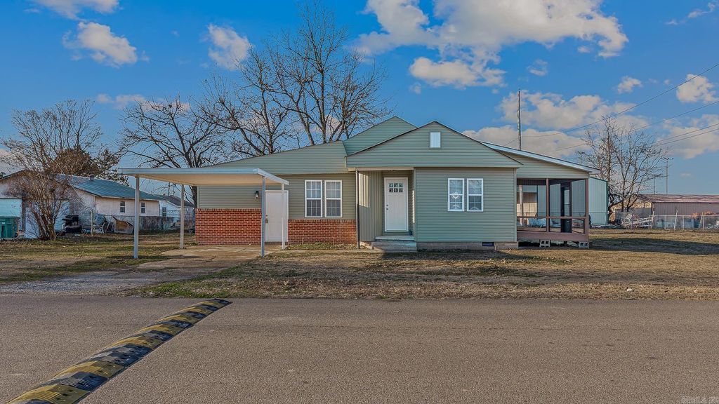 204 Fielder Street, Bay, AR 72411