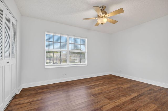 212 Foxtail Drive G, Greenacres, FL 33415