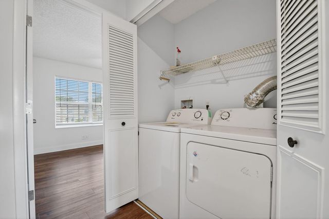 212 Foxtail Drive G, Greenacres, FL 33415