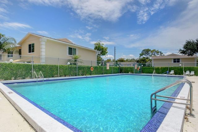 212 Foxtail Drive G, Greenacres, FL 33415