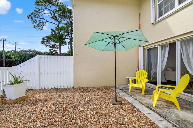 212 Foxtail Drive G, Greenacres, FL 33415