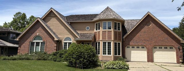 5908 Schumann Drive, Fitchburg, WI 53711