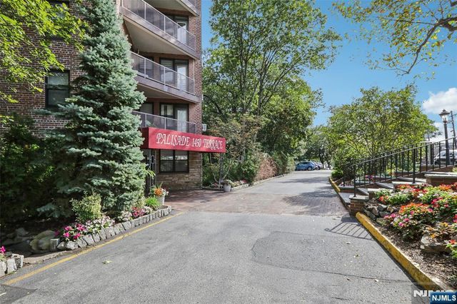 1450 Palisade Avenue 5J, Fort Lee, NJ 07024